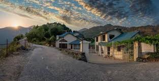 villas in hills